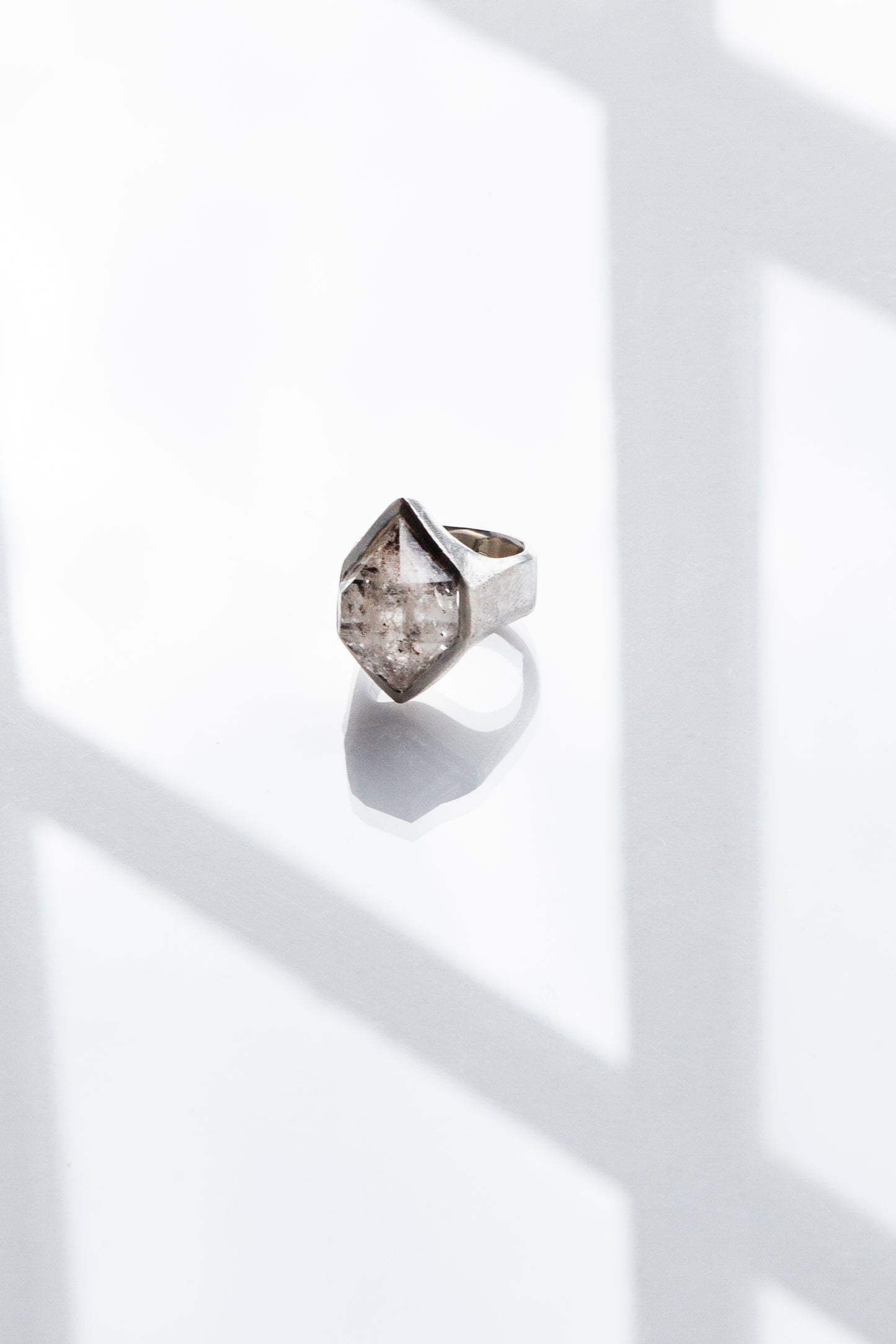 ANILLO GRANDE CUARZO HERKIMER