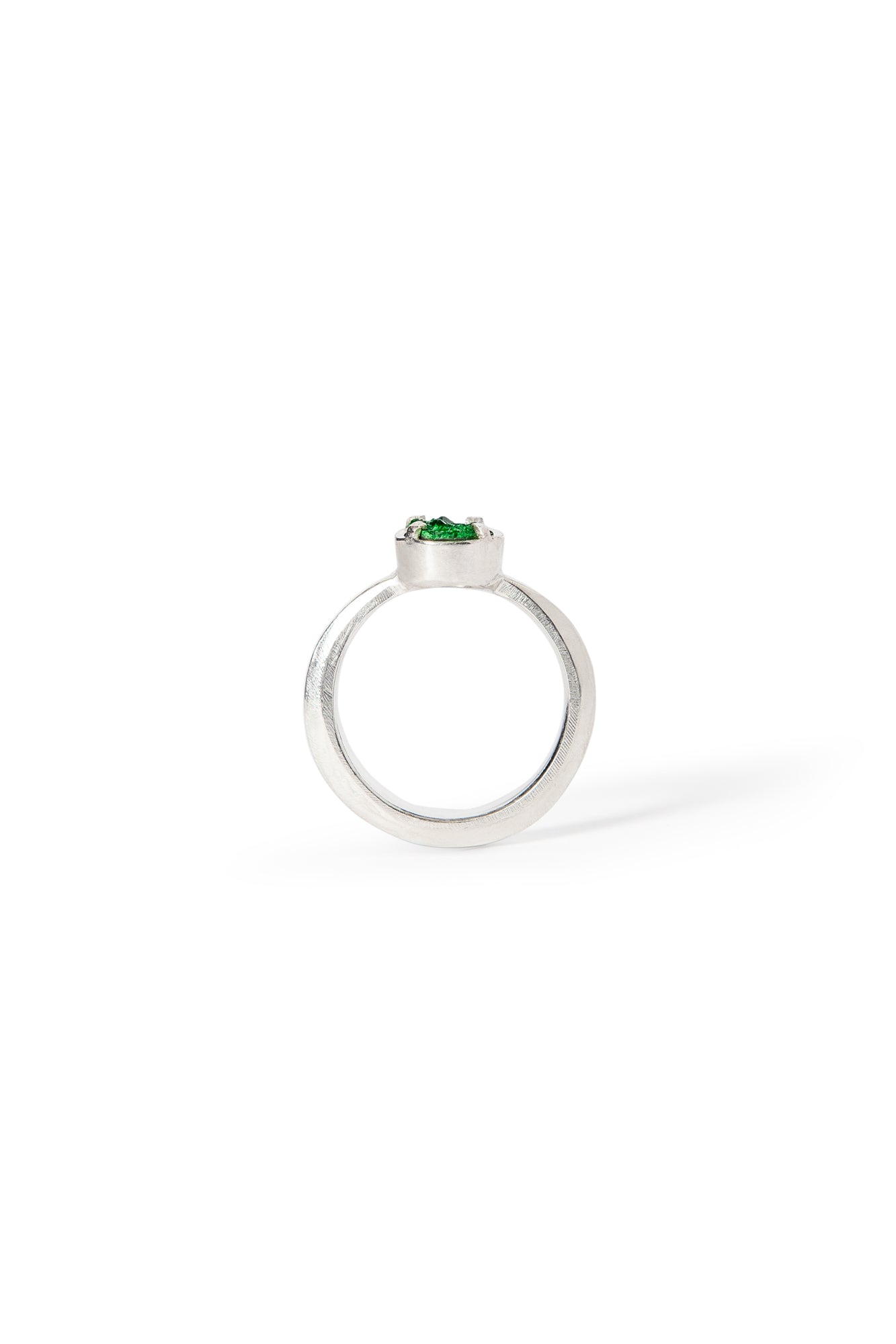 DRUSE CIRCLE RING N6. / UVAROVITE